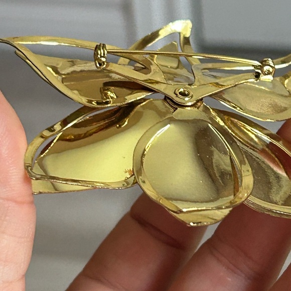 5/$25 Gold Flower Brooch 80 mm VTG 🌸 - Picture 7 of 8